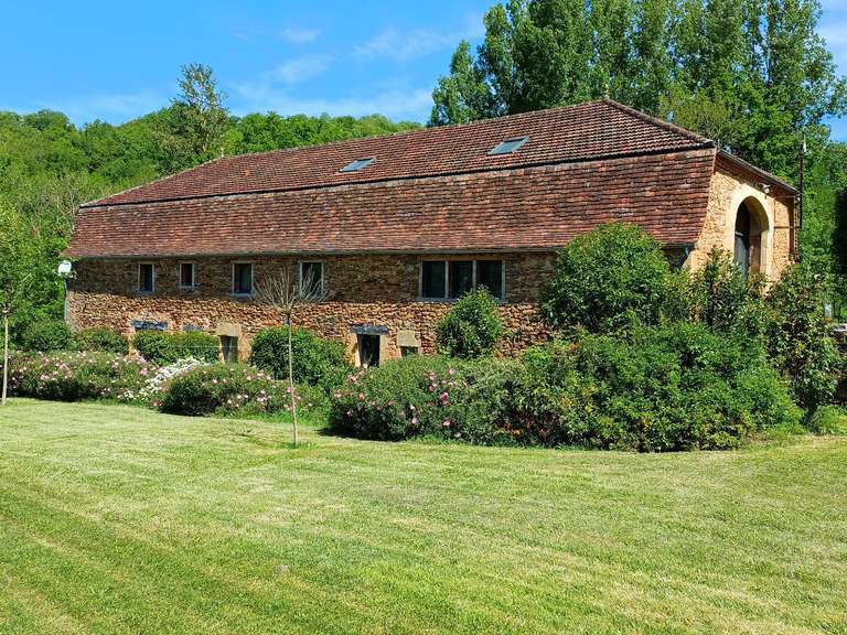 Maison Saint-Michel-Loubéjou - 16 chambres - 664m²