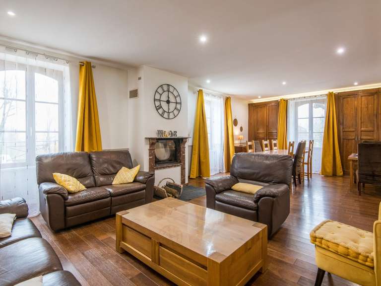 Maison Saint-Michel-Loubéjou - 16 chambres - 664m²