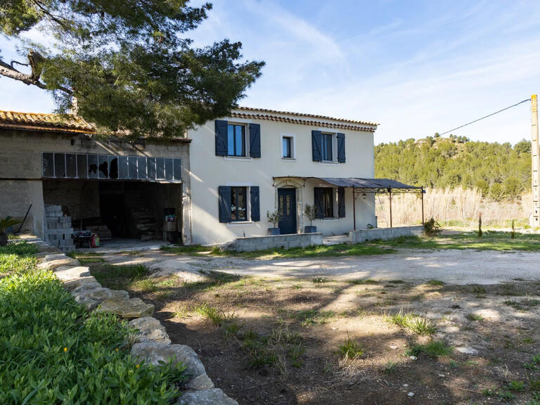 Vente Maison Saint-Mitre-les-Remparts - 2 chambres