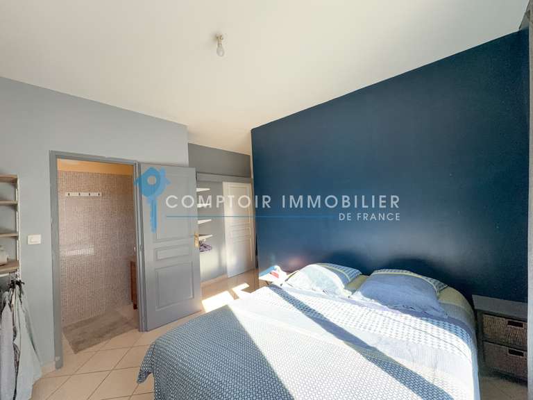 Maison Saint-Mitre-les-Remparts - 4 chambres - 130m²