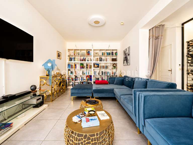 Maison Saint-Mitre-les-Remparts - 6 chambres - 200m²