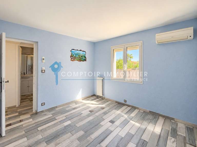 Maison Saint-Mitre-les-Remparts - 2 chambres - 125m²