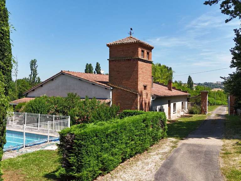 Château Saint-Nauphary - 8 chambres - 840m²