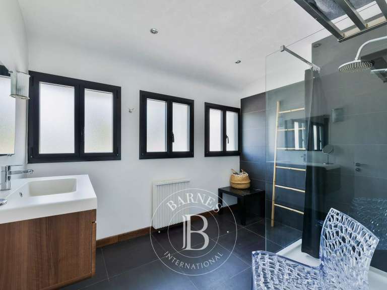 Maison Saint-Nazaire - 4 chambres - 206m²