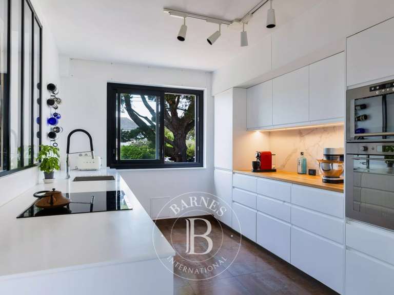 Maison Saint-Nazaire - 4 chambres - 206m²