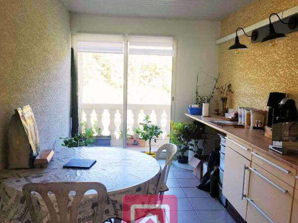 House Saint-Nazaire-de-Ladarez