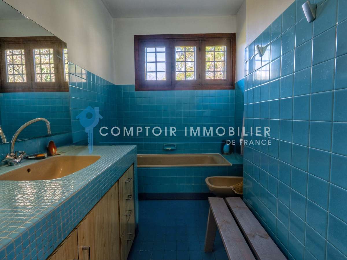 House Saint-Nazaire-les-Eymes