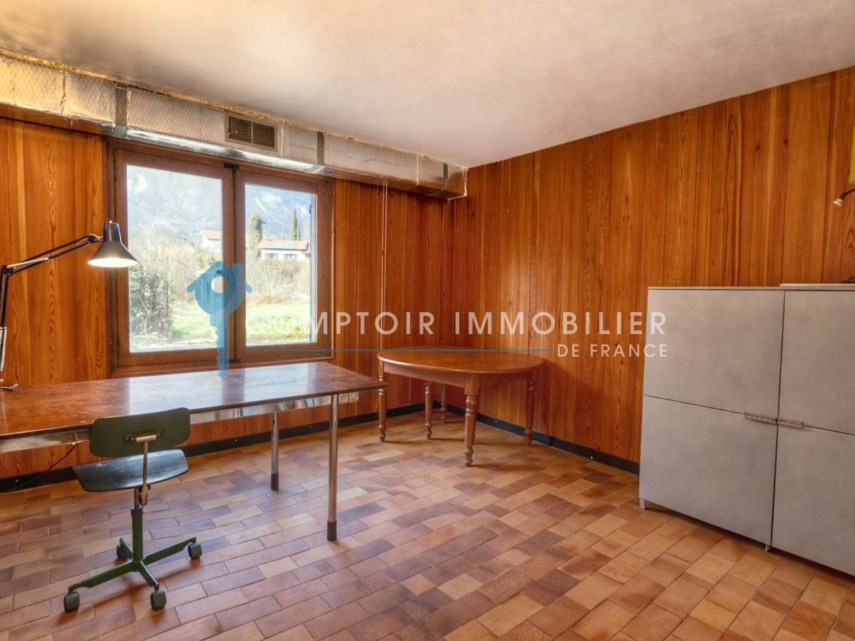 House Saint-Nazaire-les-Eymes