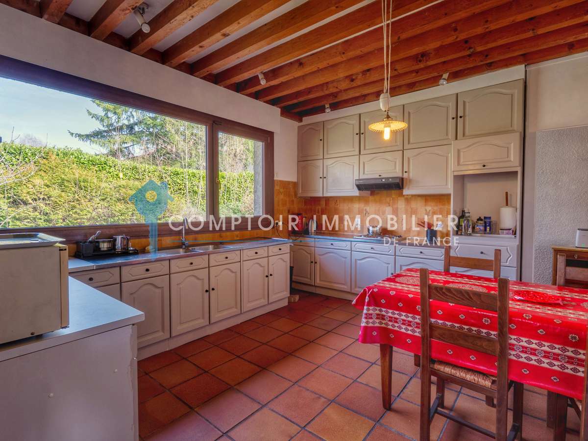 House Saint-Nazaire-les-Eymes