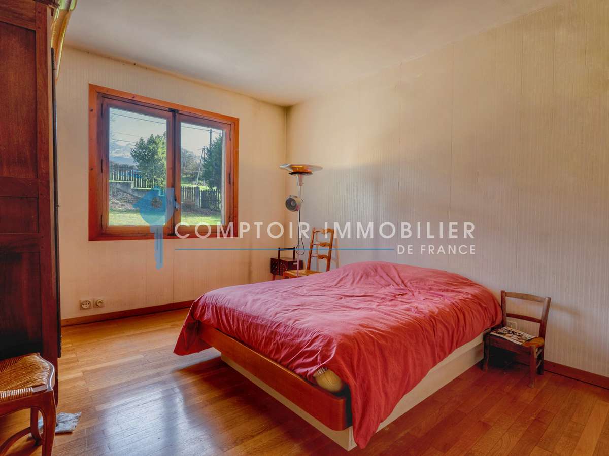 House Saint-Nazaire-les-Eymes