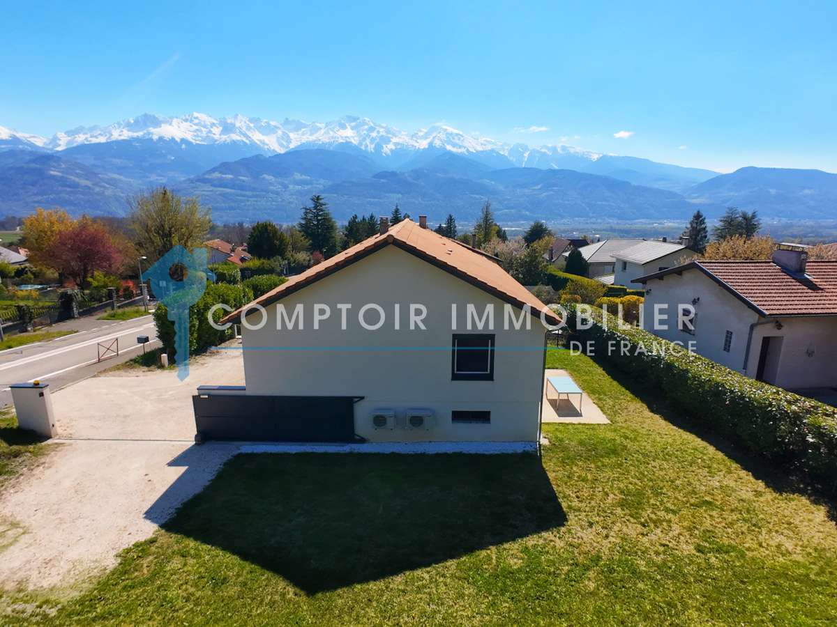 Maison Saint-Nazaire-les-Eymes