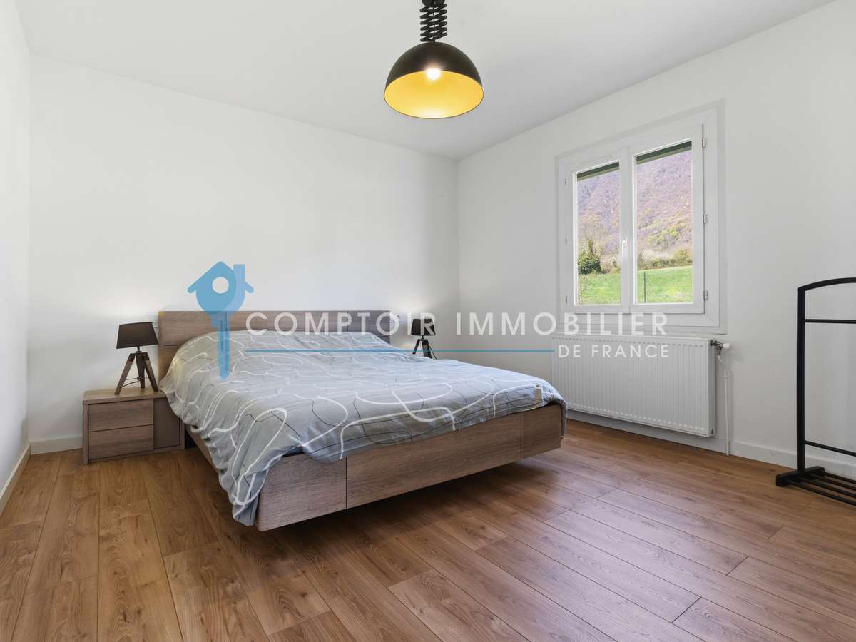 Maison Saint-Nazaire-les-Eymes