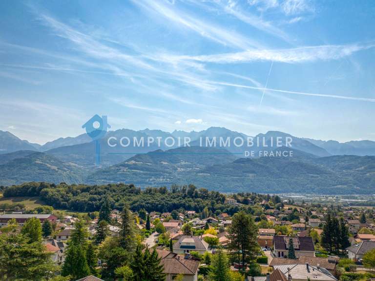 Maison Saint-Nazaire-les-Eymes - 4 chambres - 152m²