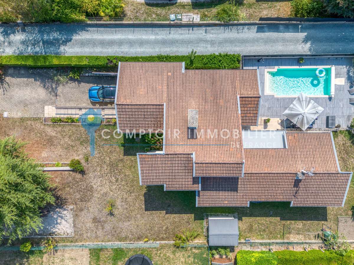 Maison Saint-Nazaire-les-Eymes