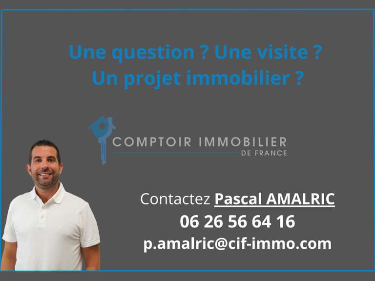 Maison Saint-Nazaire-les-Eymes - 4 chambres - 158m²