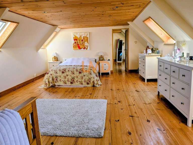 Maison Saint-Nic - 4 chambres - 274m²