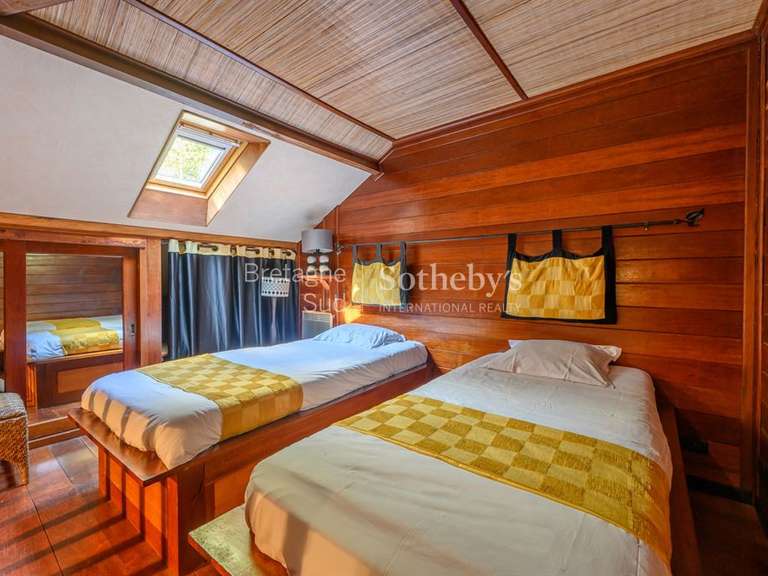 Maison Saint-Nolff - 12 chambres - 1335m²