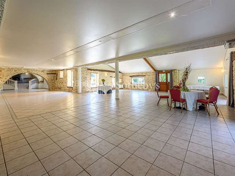 Maison Saint-Nolff - 12 chambres - 1335m²