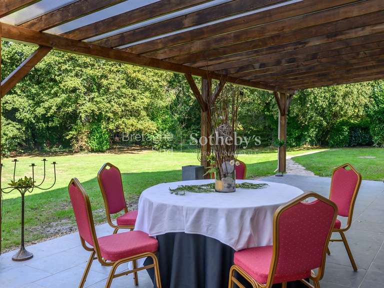Maison Saint-Nolff - 12 chambres - 1335m²