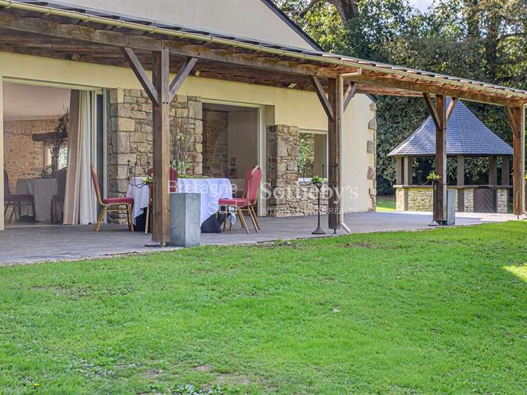 Maison Saint-Nolff - 12 chambres - 1335m²