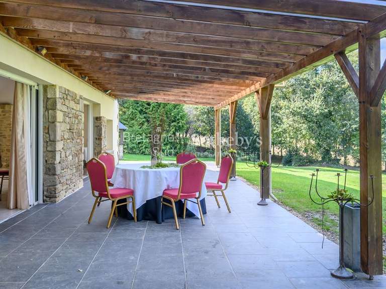 Maison Saint-Nolff - 12 chambres - 1335m²