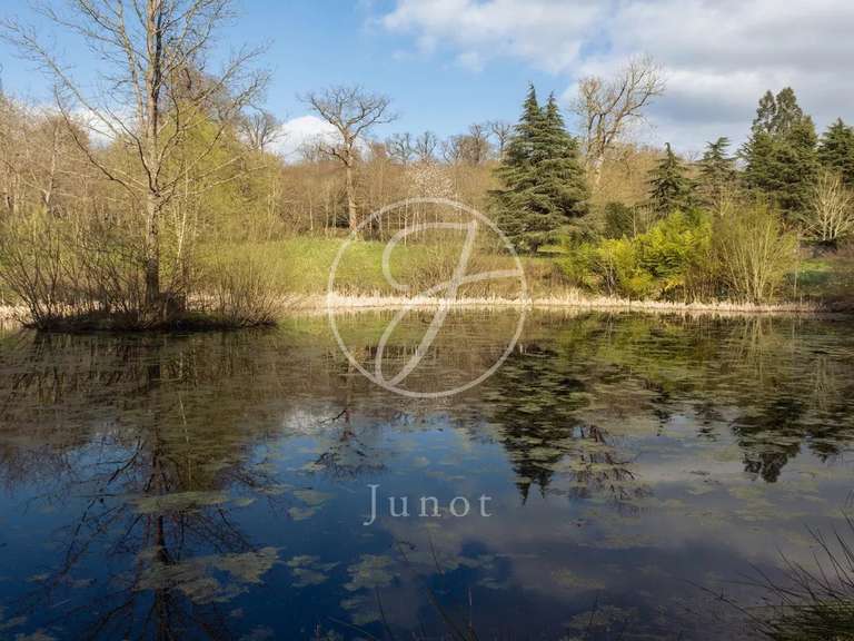 Château Saint-Nom-la-Bretèche - 10 chambres - 1468m²