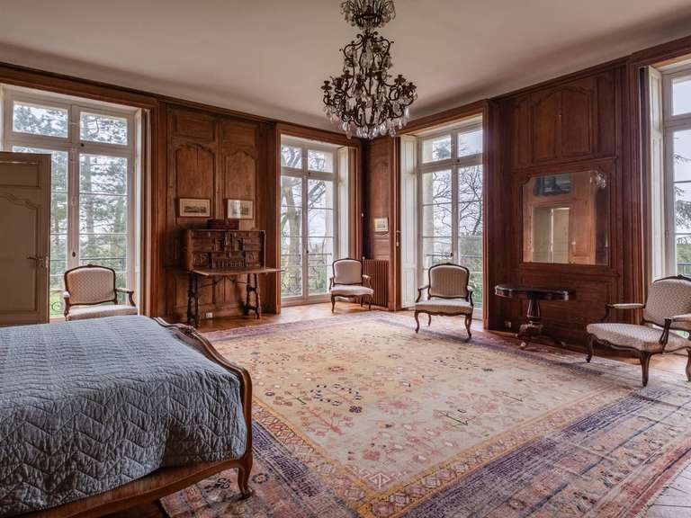 Château Saint-Nom-la-Bretèche - 10 chambres - 1468m²