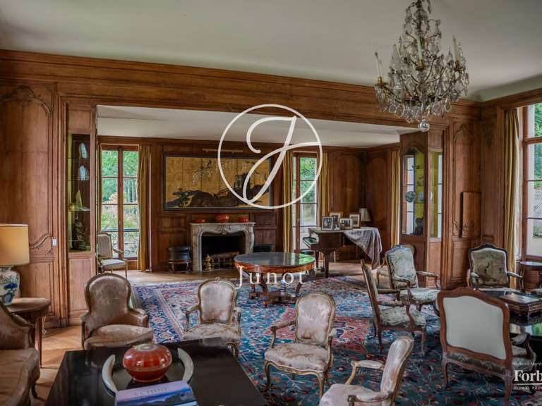 Château Saint-Nom-la-Bretèche - 10 chambres - 1468m²