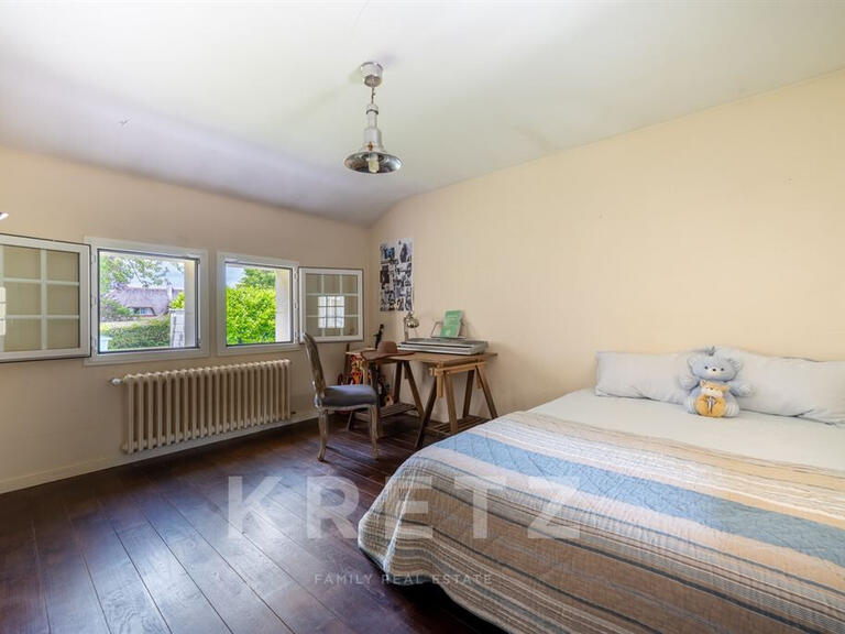 Maison Saint-Nom-la-Bretèche - 3 chambres - 165m²