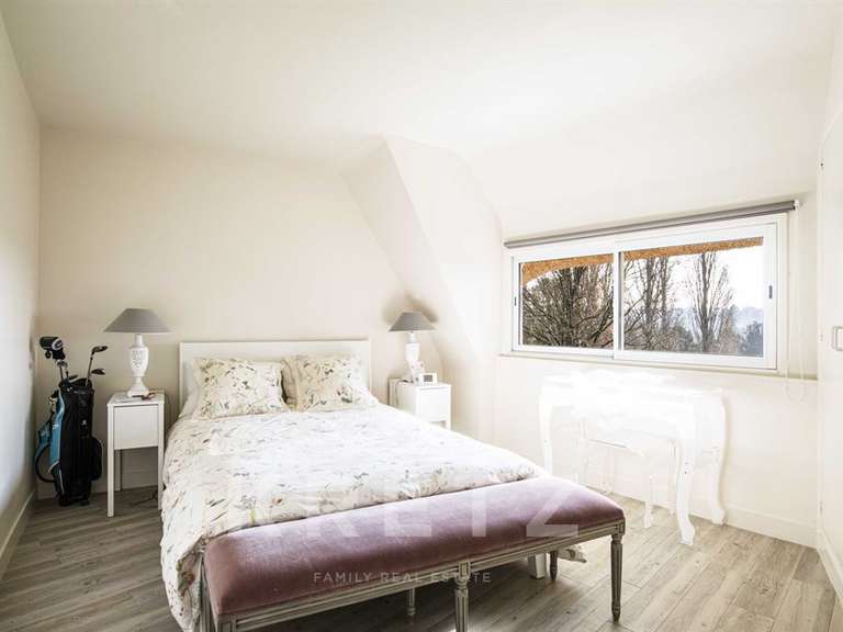 Maison Saint-Nom-la-Bretèche - 5 chambres - 156m²