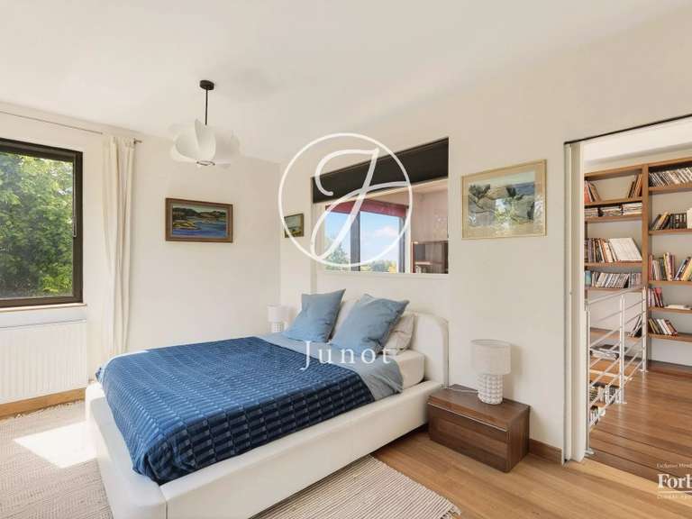 Maison Saint-Nom-la-Bretèche - 4 chambres - 317m²