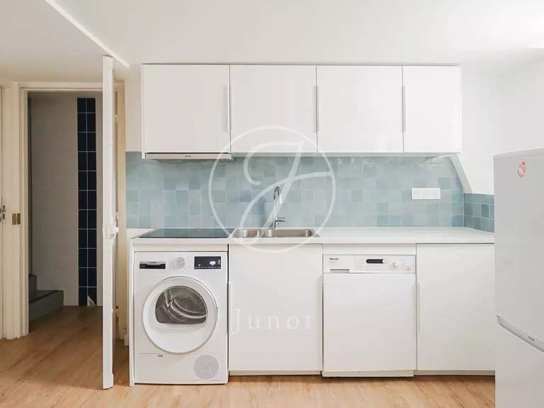 House Saint-Ouen-sur-Seine - 7 bedrooms - 216m²