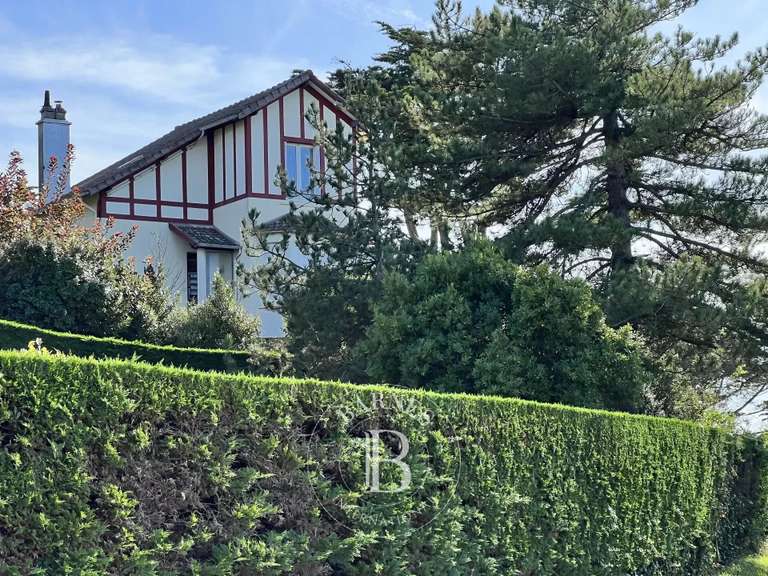 Villa à BlainvillesurMer Vente de luxe BellesPierres