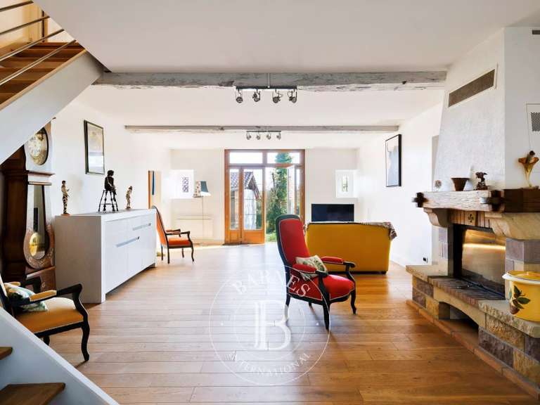 Bien atypique Saint-Palais - 4 chambres - 427m²