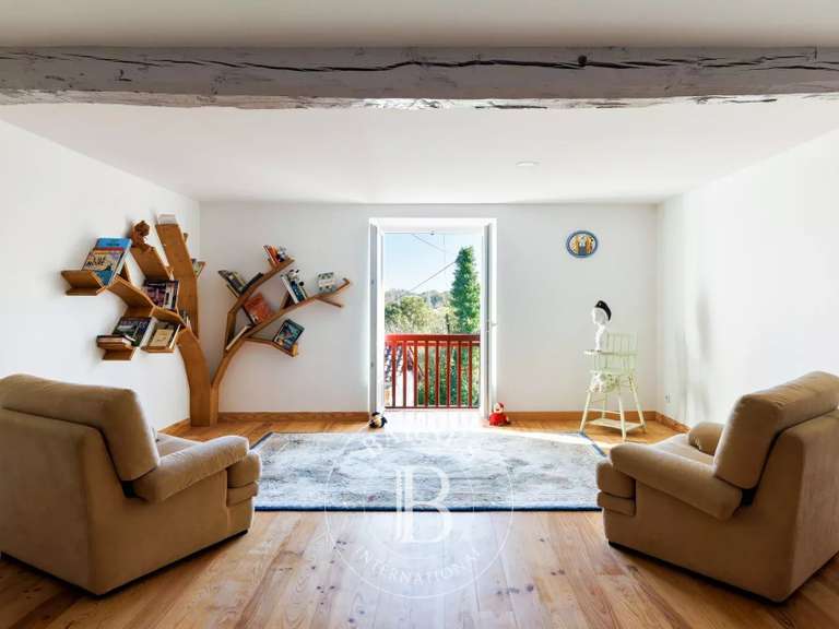 Bien atypique Saint-Palais - 4 chambres - 427m²