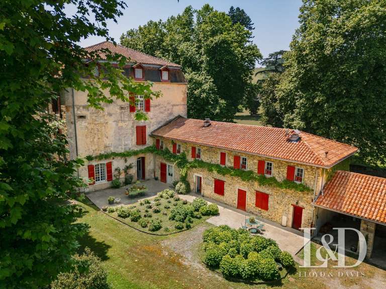 Castle Saint-Palais - 800m²