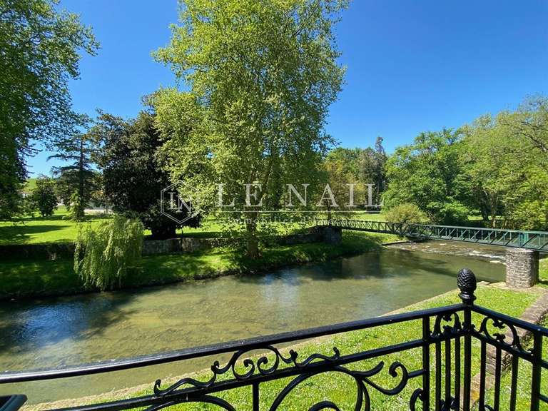 Château Saint-Palais - 4 chambres - 798m²