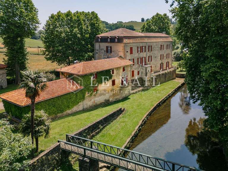 Château Saint-Palais - 4 chambres - 798m²