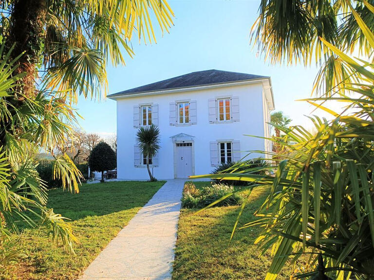Sale Property Saint-Palais - 5 bedrooms