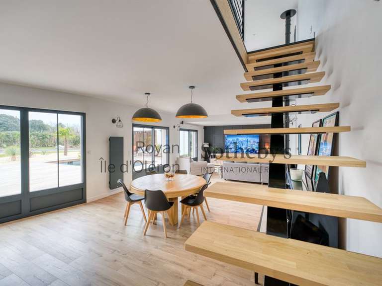 Maison avec Vue sur mer Saint-Palais-sur-Mer - 4 chambres - 263m²