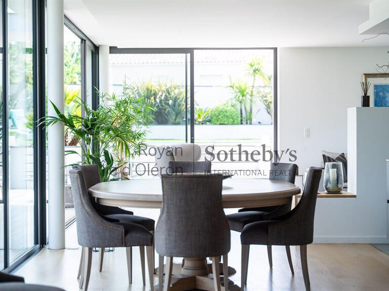 House Saint-Palais-sur-Mer - 3 bedrooms - 190m²