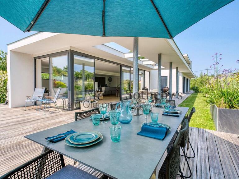 House Saint-Palais-sur-Mer - 3 bedrooms - 190m²