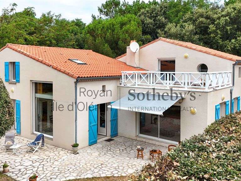 Maison avec Vue sur mer Saint-Palais-sur-Mer - 5 chambres - 240m²