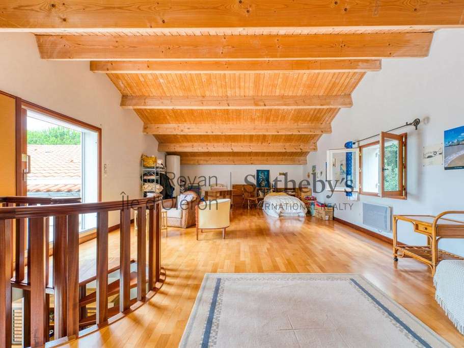 House Saint-Palais-sur-Mer