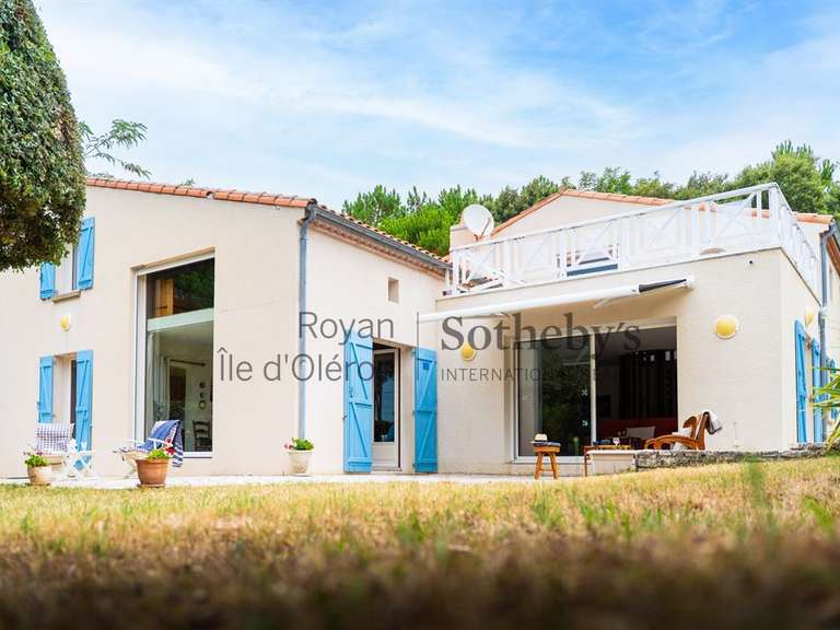 Maison avec Vue sur mer Saint-Palais-sur-Mer - 5 chambres - 240m²