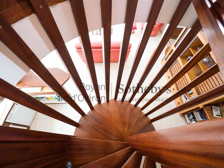 House with Sea view Saint-Palais-sur-Mer - 5 bedrooms - 240m²