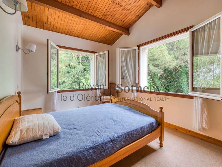 House with Sea view Saint-Palais-sur-Mer - 5 bedrooms - 240m²