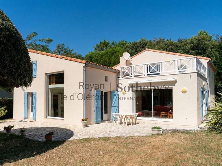 Maison avec Vue sur mer Saint-Palais-sur-Mer - 5 chambres - 240m²