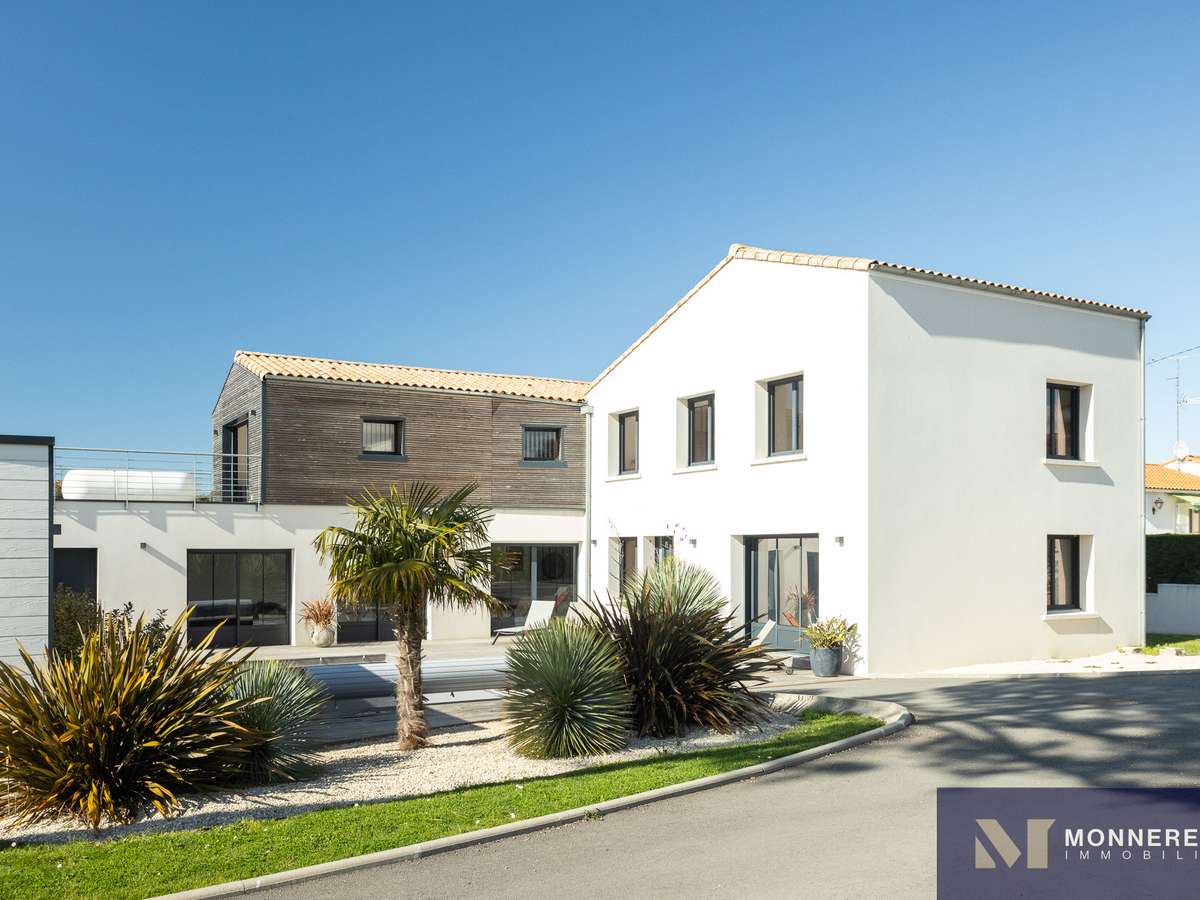 Villa Saint-Palais-sur-Mer