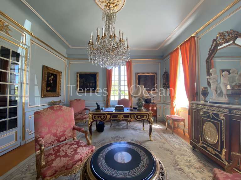 Maison Saint-Pandelon - 9 chambres - 475m²